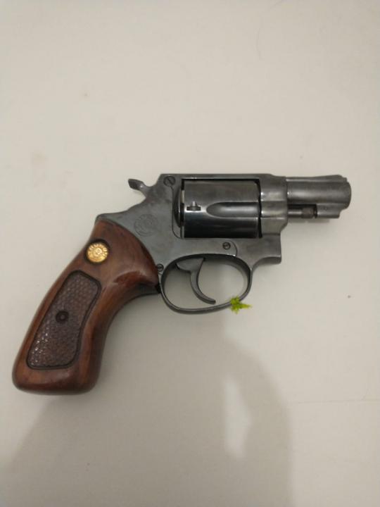 Foto 2 de 3 — TOR prende dois homens por porte ilegal de arma na região